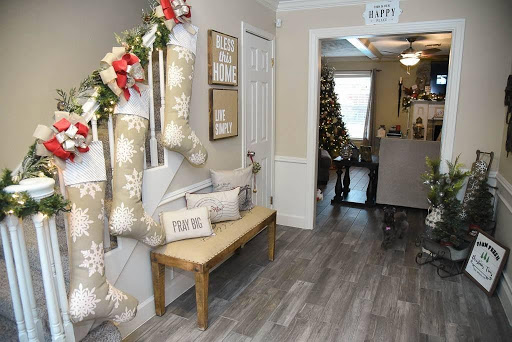 Pearland Home Decor, Gifts, Furniture, And More 2